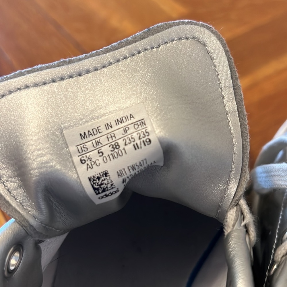 Silver Adidas Stan Smith - image 7